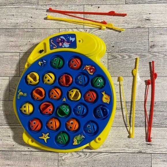 Let's Go Fishing Game - Picture 1 of 2